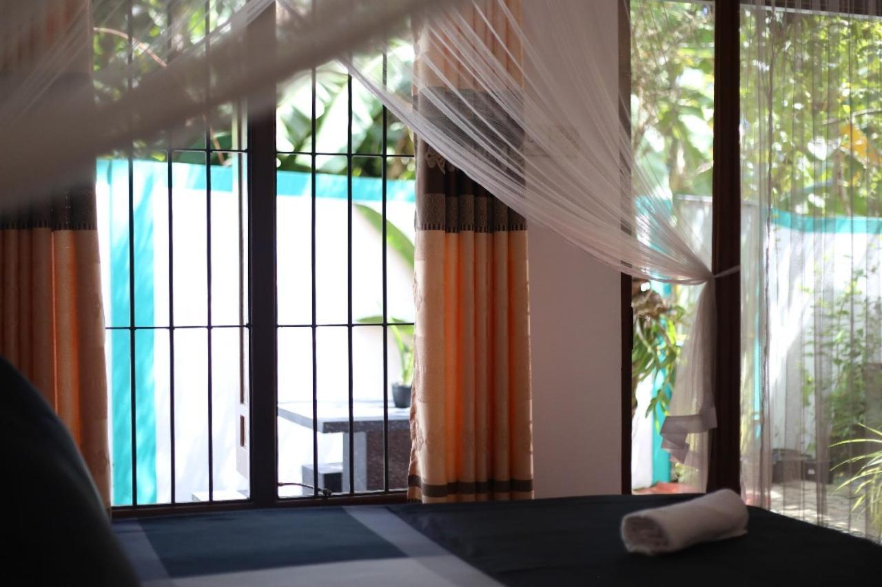 Bakery Family Guest House Mirissa Ngoại thất bức ảnh