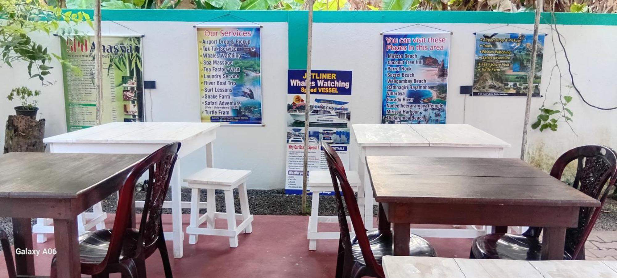 Bakery Family Guest House Mirissa Ngoại thất bức ảnh